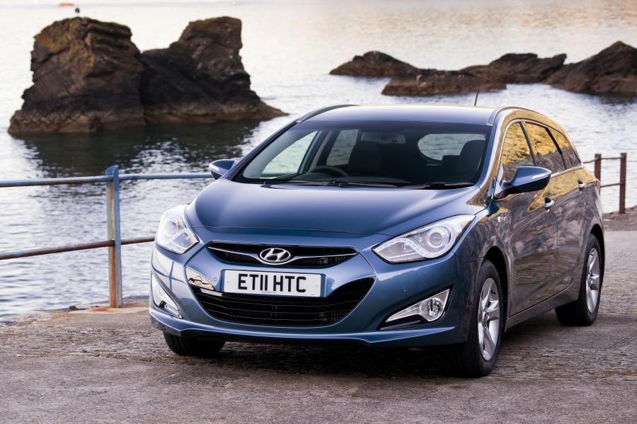  Hyundai i40 Station Wagon Blue Drive 2011 года  (UK) (фото 34 из 53)
